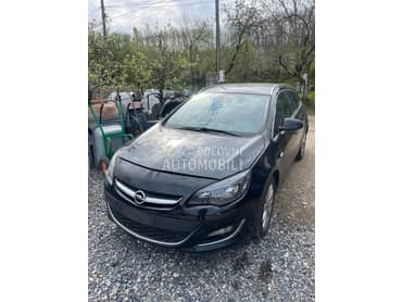 Opel Astra J 1.6cdt 2015. god. -  kompletan auto u delovima
