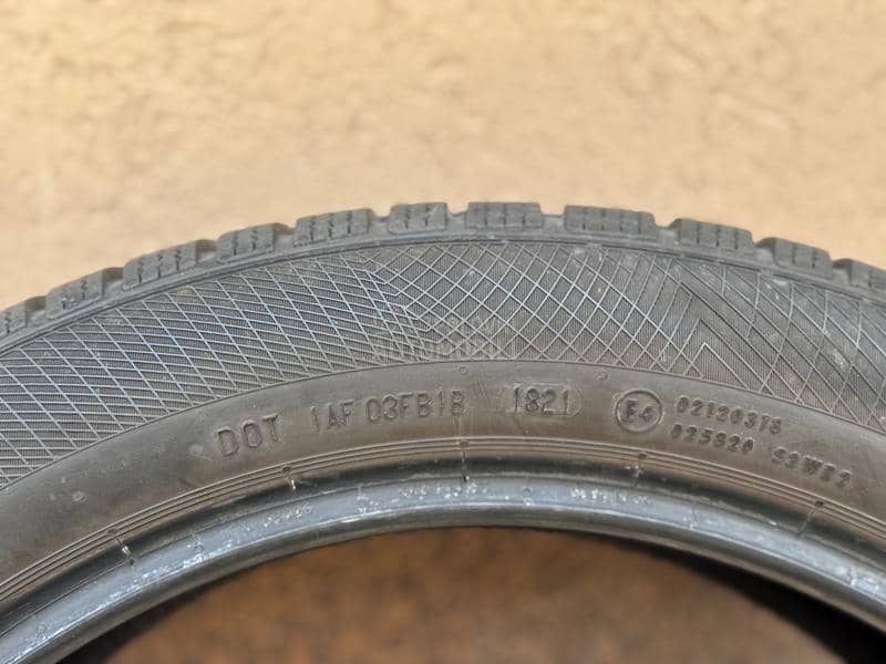 Continental 215/50 R19 Zimska