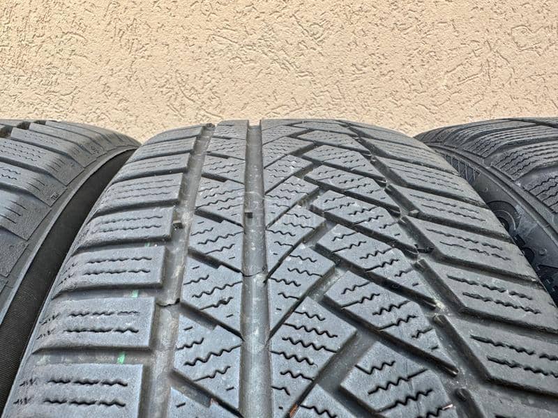 Continental 215/50 R19 Zimska