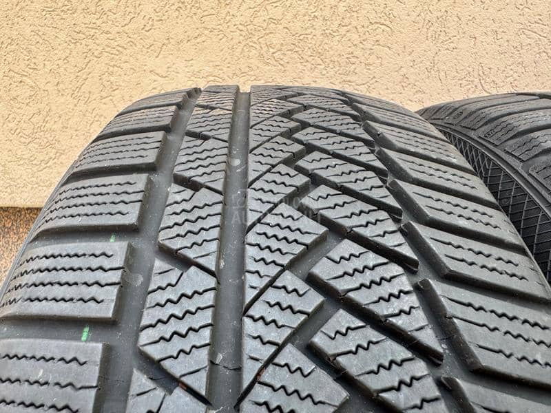 Continental 215/50 R19 Zimska