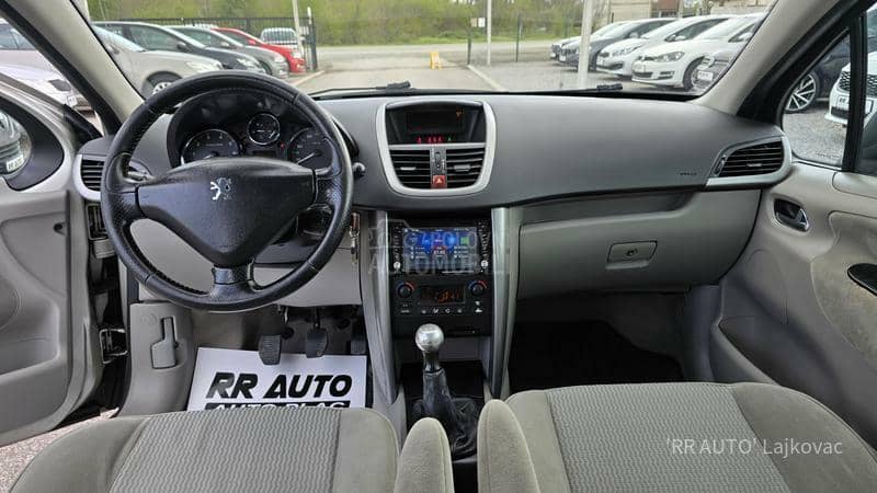 Peugeot 207 1.4 B