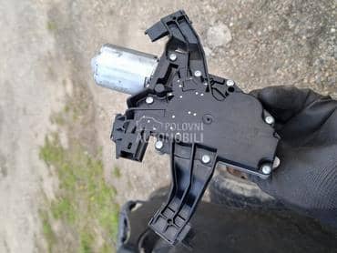 motoric zadnjeg brisaca za Peugeot 207