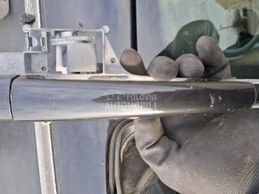 prednja desna spoljna kvaka za Peugeot 207