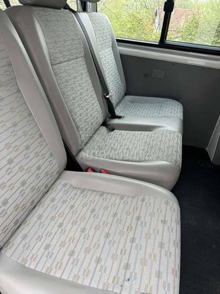 Volkswagen Transporter T5 2.0 DIZEL