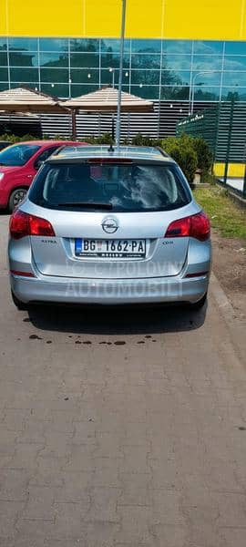 Opel Astra J 1.6cdti