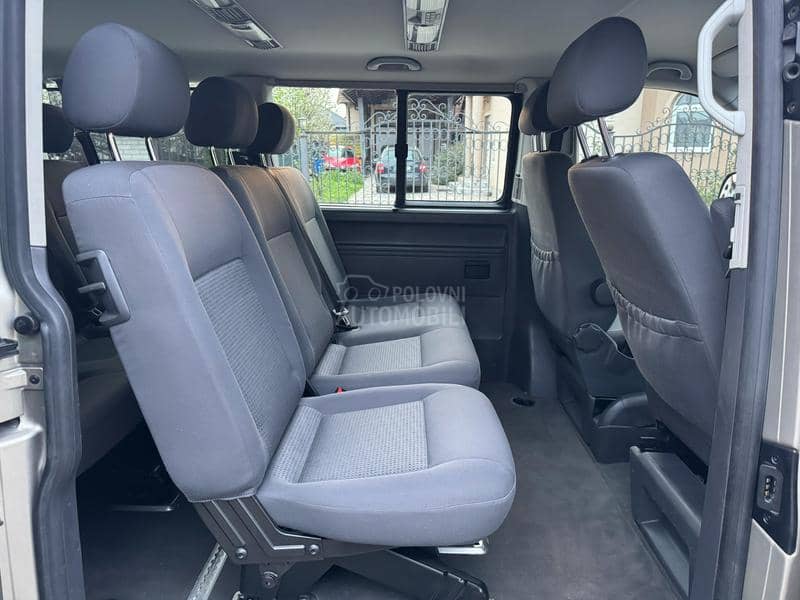 Volkswagen Transporter T5 2.5/8sedista