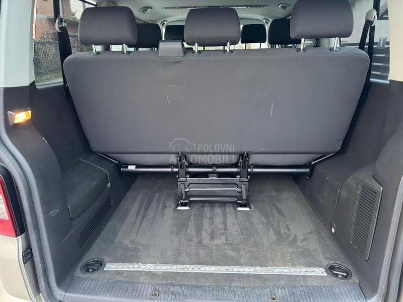 Volkswagen Transporter T5 2.5/8sedista