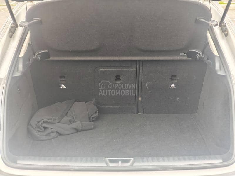 Mercedes Benz GLA 200 D 4MATIC