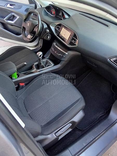 Peugeot 308 1.5 hdi
