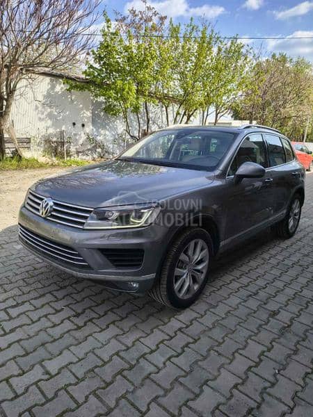 Volkswagen Touareg 