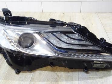 far desni. orginalan za Toyota Camry od 2017. do 2023. god.