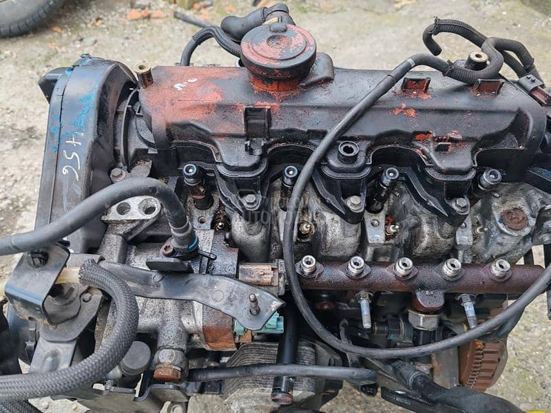 motor 1.5 dci 66 kw delfi