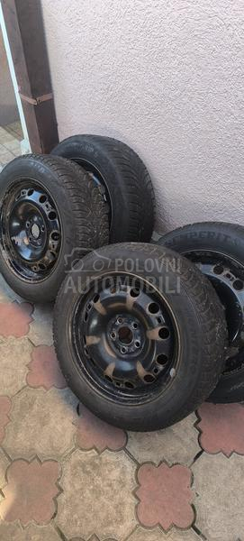 Semperit 185/60 R15 Zimska