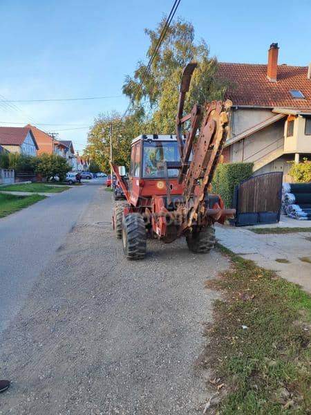 Ditch Witch 76/10