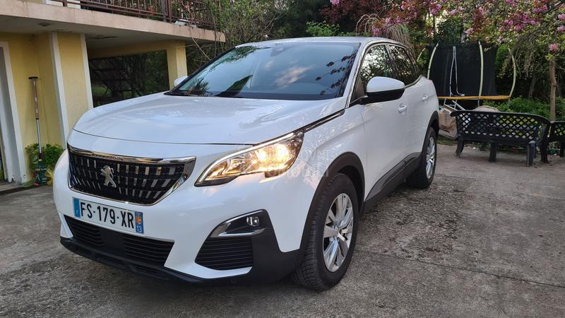 Peugeot 3008 1.5hdi 8AT