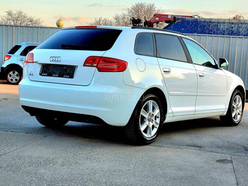 Audi A3 1.6