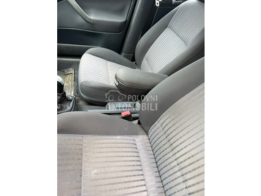 Naslon za ruku za Škoda Octavia od 1998. do 2003. god.