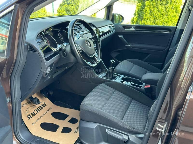 Volkswagen Touran TSI / Highline / CH