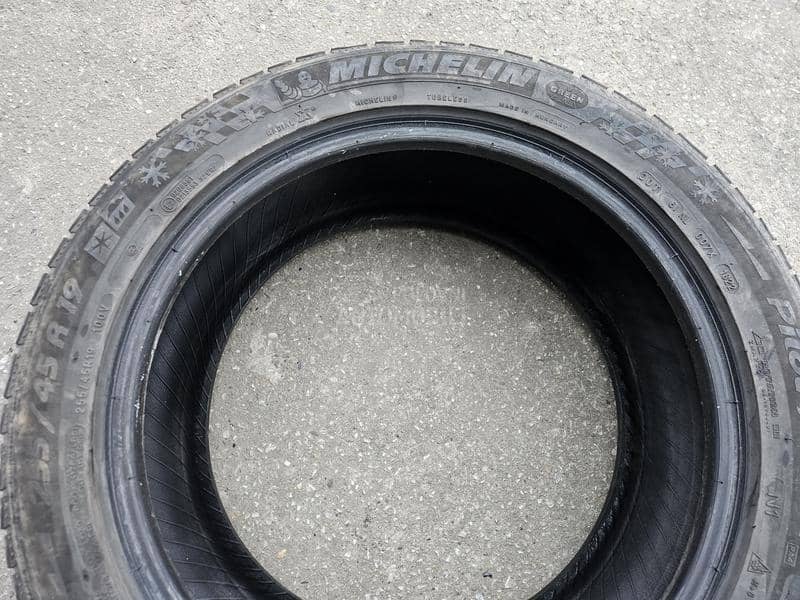 Michelin 255/45 R19 Zimska