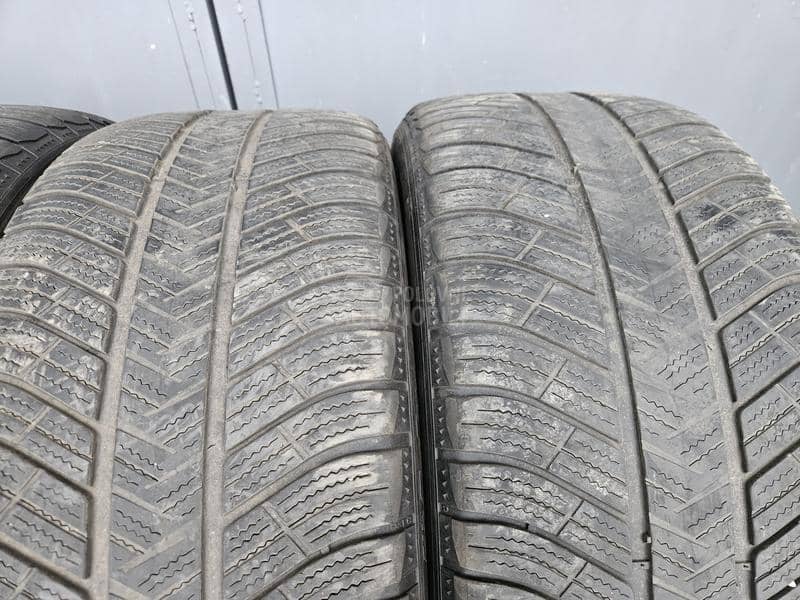 Michelin 255/45 R19 Zimska