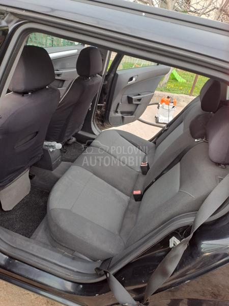 Opel Astra H 1.6