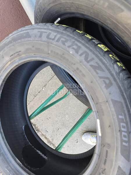 Bridgestone 225/55 R17 Letnja