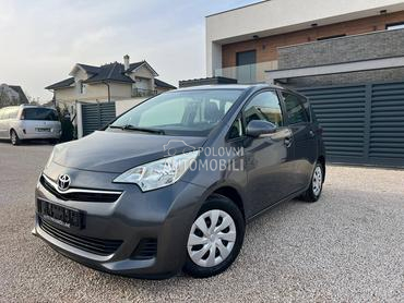 Toyota Verso-S 1.3B