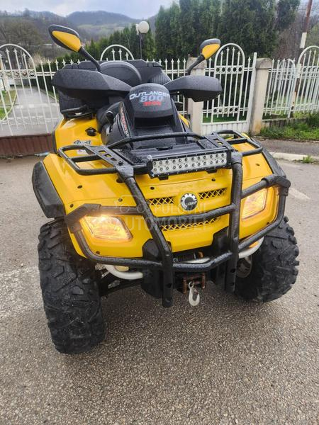 Can-Am OUTLANDER MAX 800 XT
