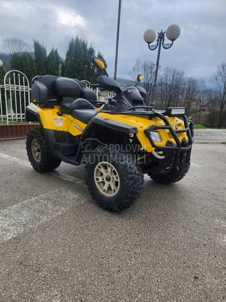 Can-Am OUTLANDER MAX 800 XT