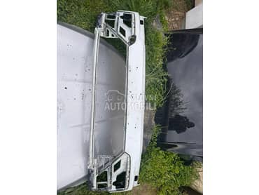 prednji branik R-Line za Volkswagen Tiguan od 2017. do 2020. god.