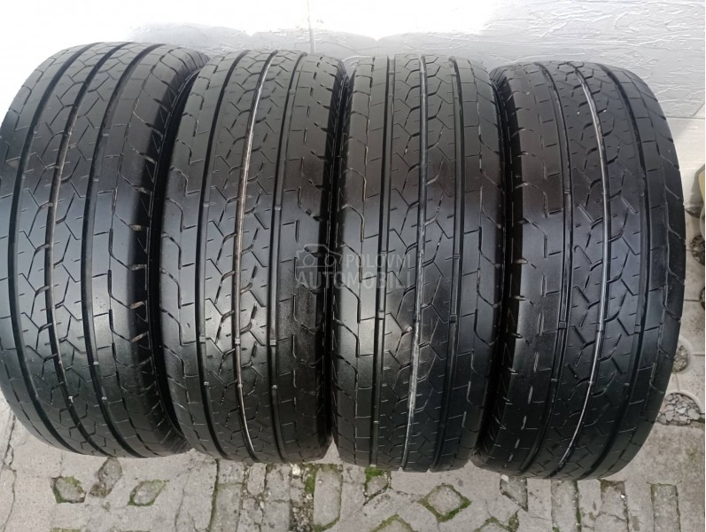 Bridgestone 235/65 R16 Letnja