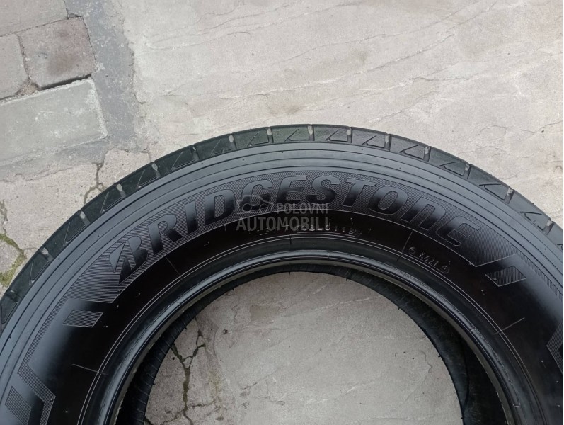 Bridgestone 235/65 R16 Letnja