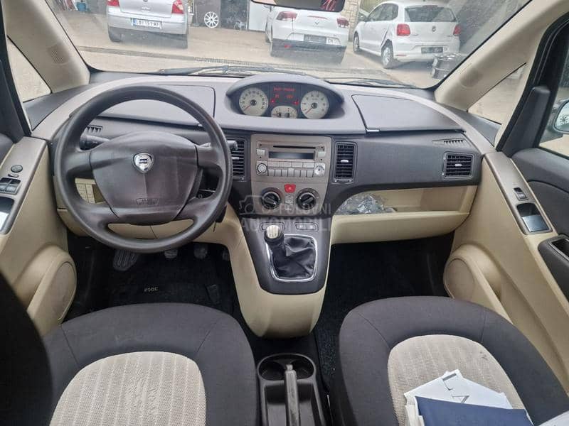 Lancia Musa 1.3 MULTI JET