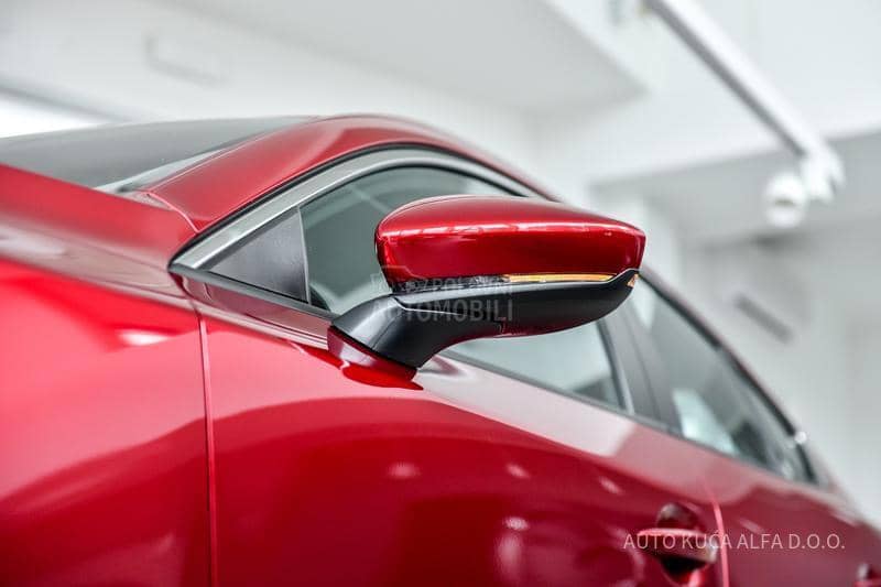 Mazda 3 Centre Line MT