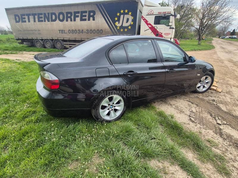 BMW 318 318d BLACK
