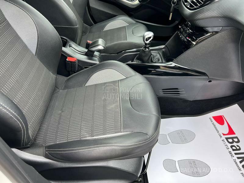 Peugeot 2008 1.5 HDI/ALLURE/PERLA