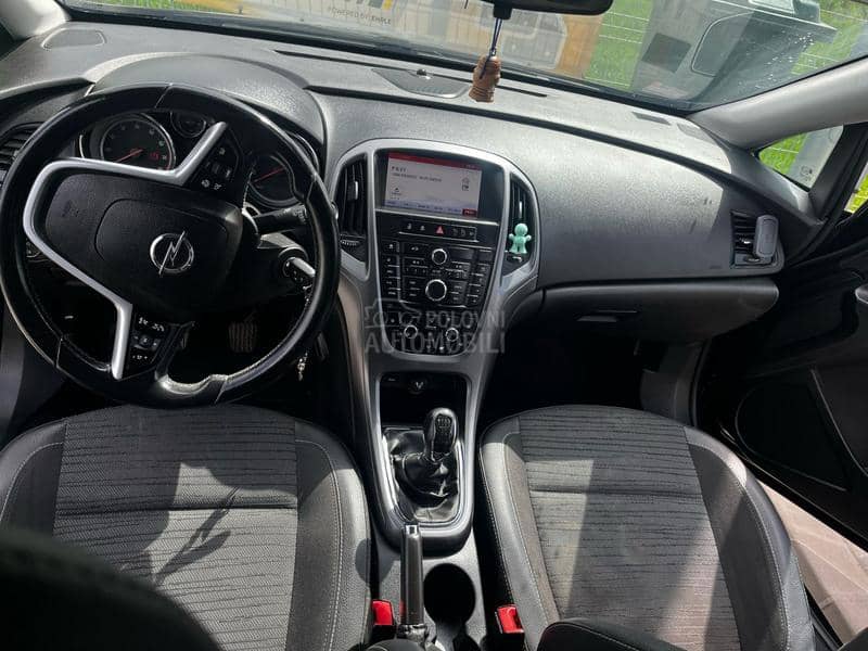 Opel Astra J 1,6