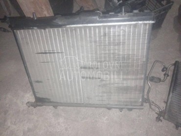 Hladnjak i posuda za Peugeot 407