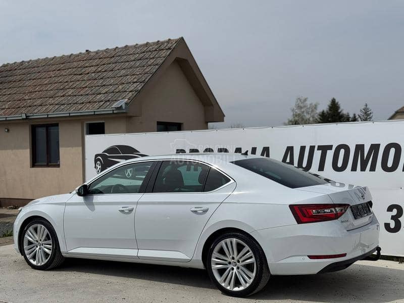 Škoda Superb LED / KOŽA