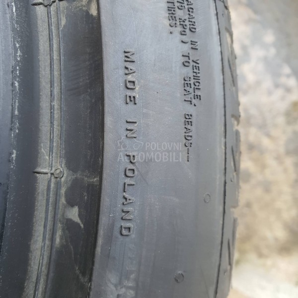 Bridgestone 235/45 R21 Letnja
