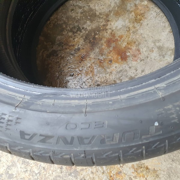 Bridgestone 235/45 R21 Letnja