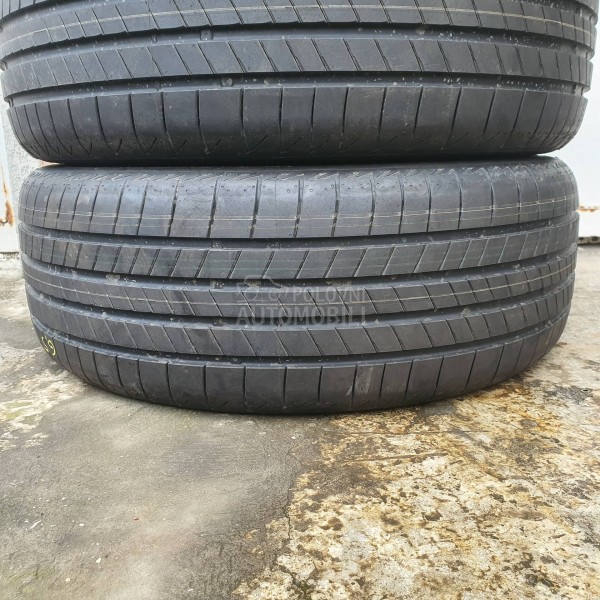 Bridgestone 235/45 R21 Letnja