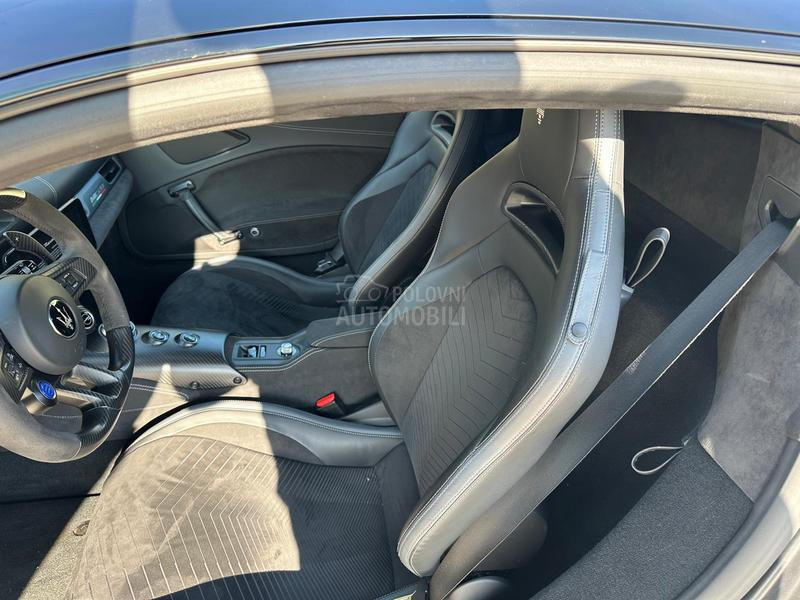 Maserati MC20 MC20