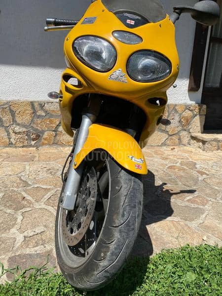 Triumph Sprint RS 955i