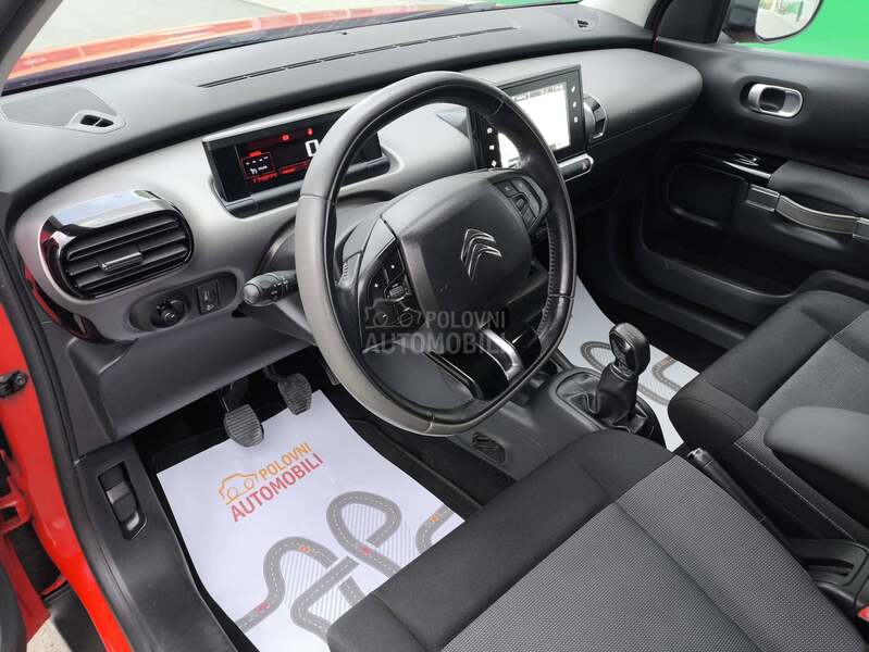 Citroen C4 Cactus 1.2 SHINE N.O.V