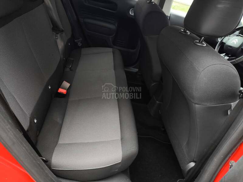 Citroen C4 Cactus 1.2 SHINE N.O.V
