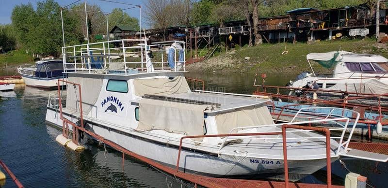 Đena Ship hrabri