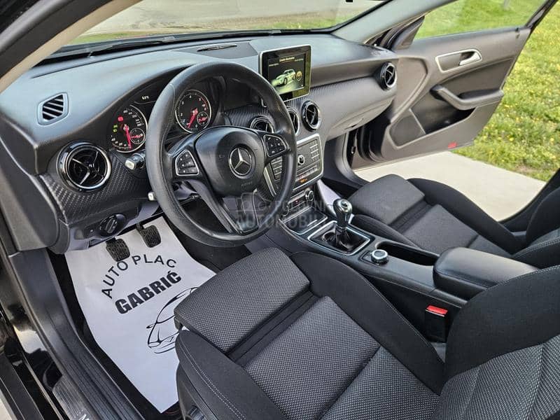 Mercedes Benz GLA 180 CDI XENON SERVIS
