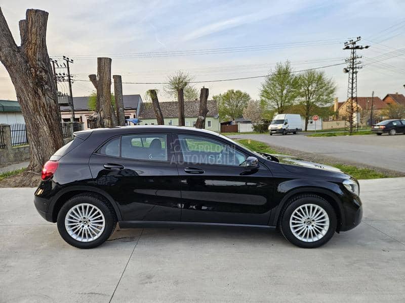 Mercedes Benz GLA 180 CDI XENON SERVIS