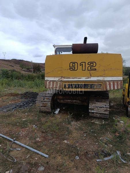 Liebherr 912